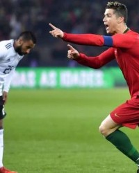  那不勒斯补时绝平，艰难守住欧冠席位  