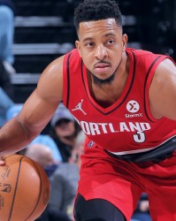  开拓者交易CJ麦科勒姆至鹈鹕  