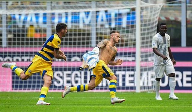  意甲首轮冷门频出，升班马掀翻豪门  